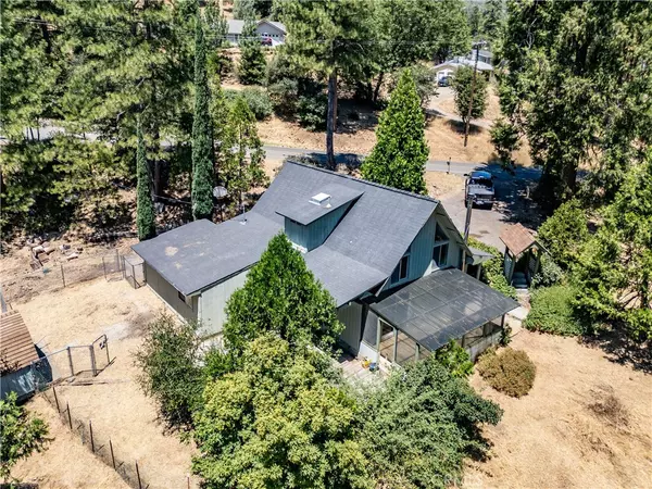 Mariposa, CA 95338,5552 Harris Cut Off RD