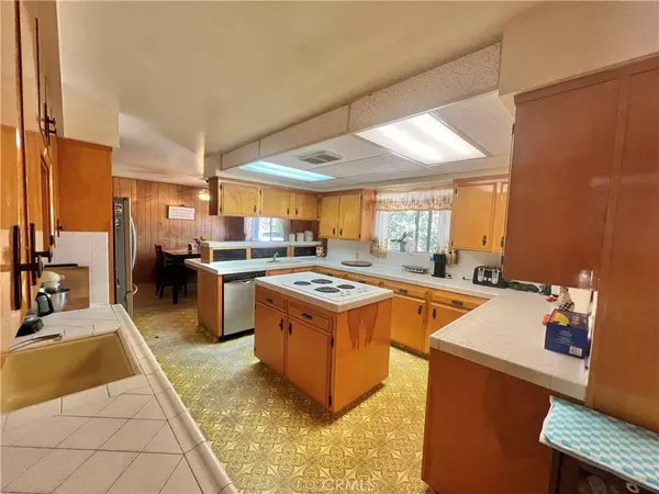 Squaw Valley, CA 93675,31268 Ruth Hill RD