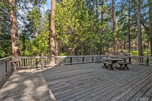 Yosemite, CA 95389,8028 Woodpecker WAY