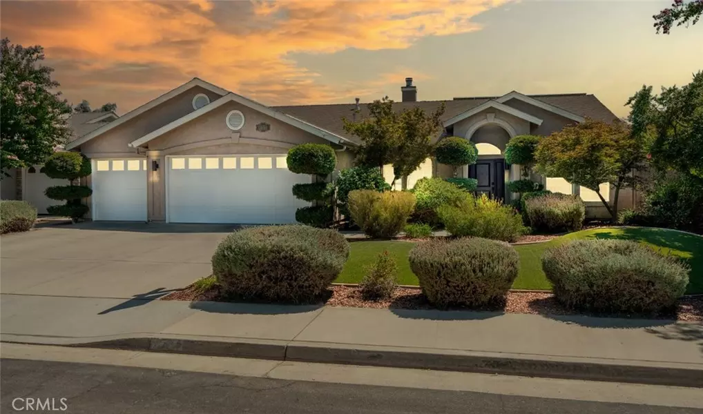 2232 Howard ST, Kingsburg, CA 93631