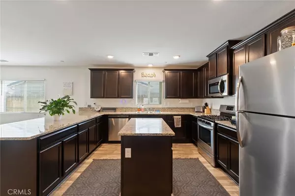 Coalinga, CA 93210,783 Reisling LN