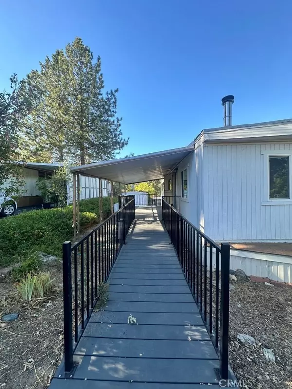 Oakhurst, CA 93644,39678 Road 425B #60