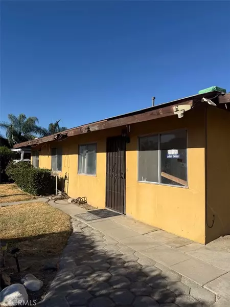 1948 N Encina ST, Visalia, CA 93291