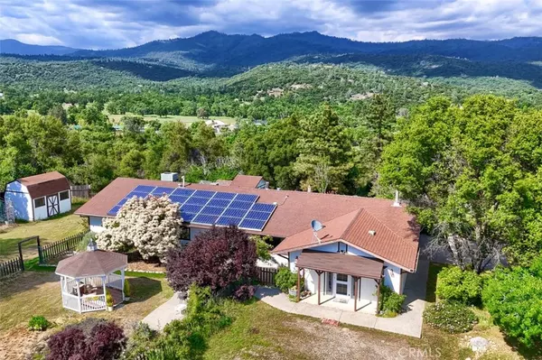 44800 Ahwahnee Acres RD, Ahwahnee, CA 93601