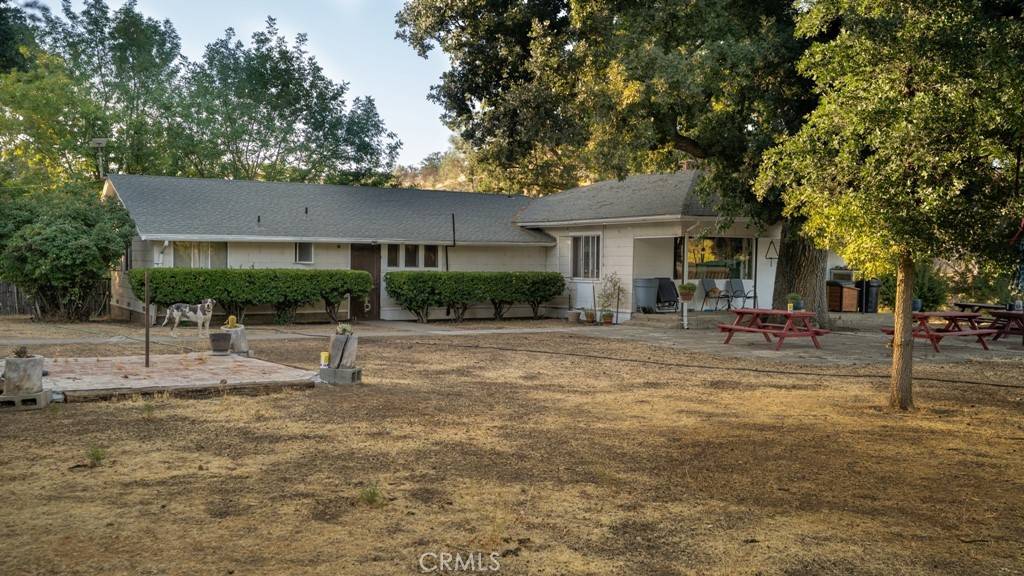 47069 Crump LN, Coalinga, CA 93210