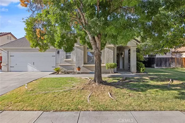 1576 Castle WAY, Lemoore, CA 93245