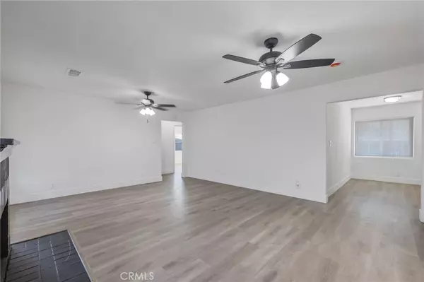 Fresno, CA 93703,3803 E Clinton AVE