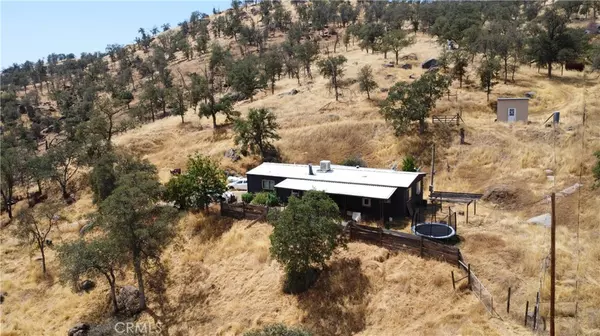 36423 Ennis RD, Squaw Valley, CA 93675