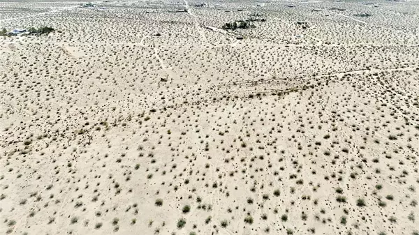 Joshua Tree, CA 92252,1120 Sunever RD