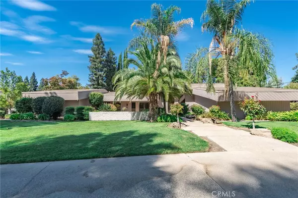 Fresno, CA 93711,5287 N Sequoia DR