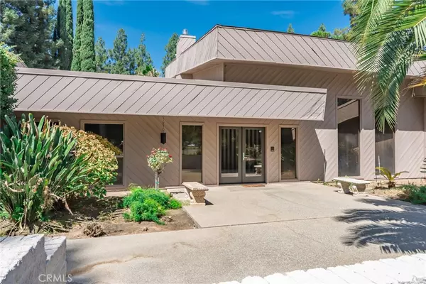 Fresno, CA 93711,5287 N Sequoia DR