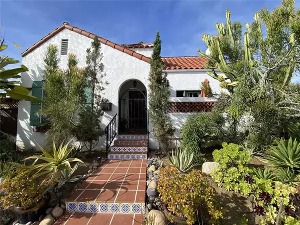 4596 Vista ST, San Diego, CA 92116