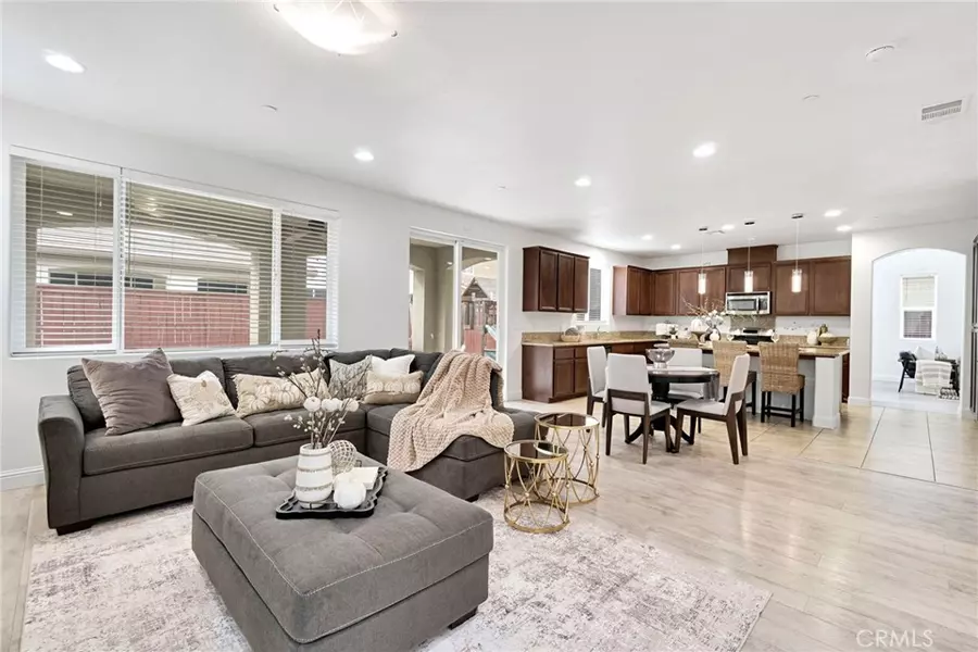 1776 WHITEASH, Clovis, CA 93619