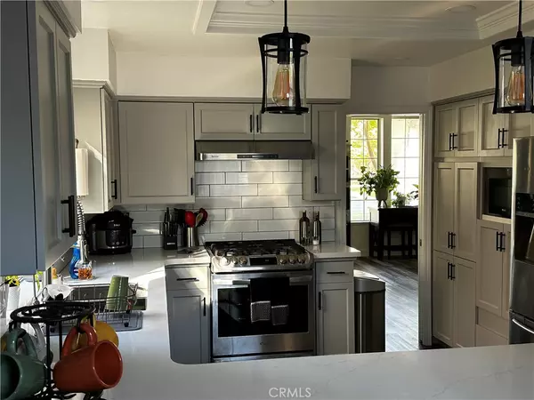 Fresno, CA 93720,2369 E Minarets