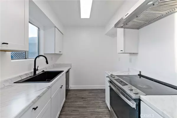 Fresno, CA 93722,4400 W Cardiff AVE