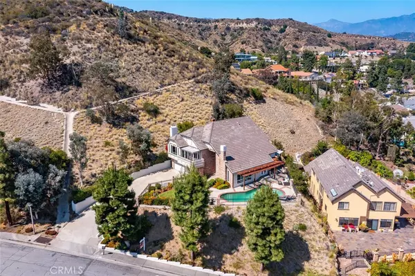 Glendale, CA 91207,815 Moorside DR