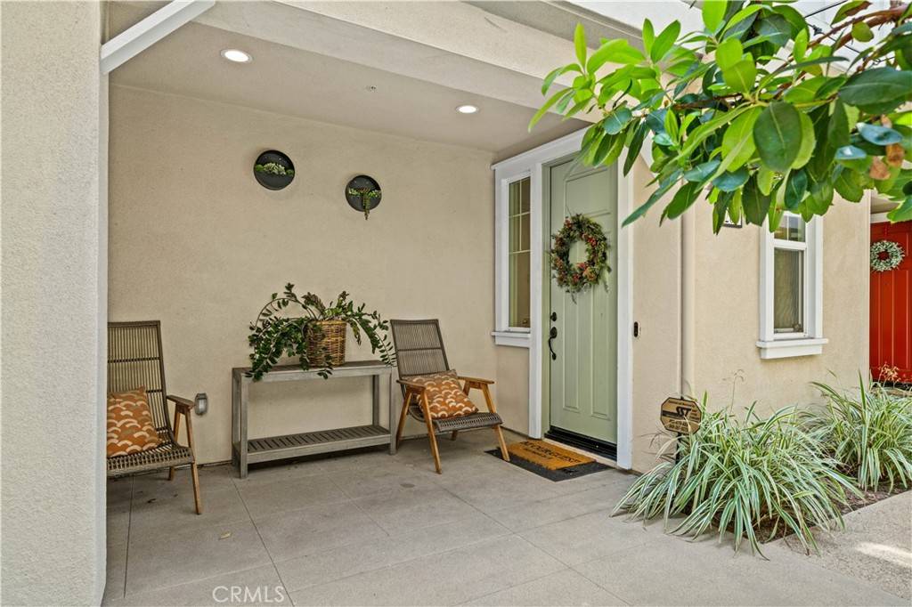 Tustin, CA 92780,1206 Bellmont CT
