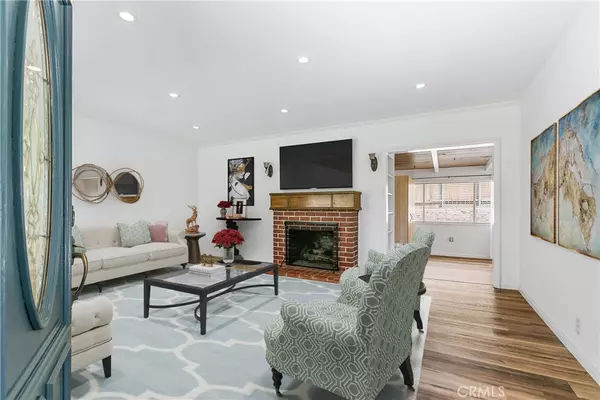 La Crescenta, CA 91214,2519 Rockdell ST