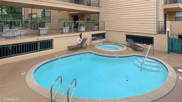 Glendale, CA 91202,350 W Loraine ST #205