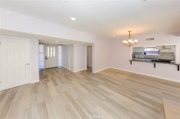 Granada Hills, CA 91344,11443 Debra AVE