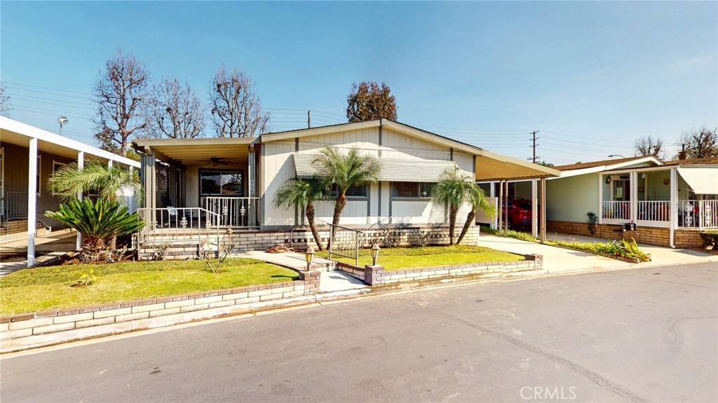 656 Wood Lake DR #2, Brea, CA 92821