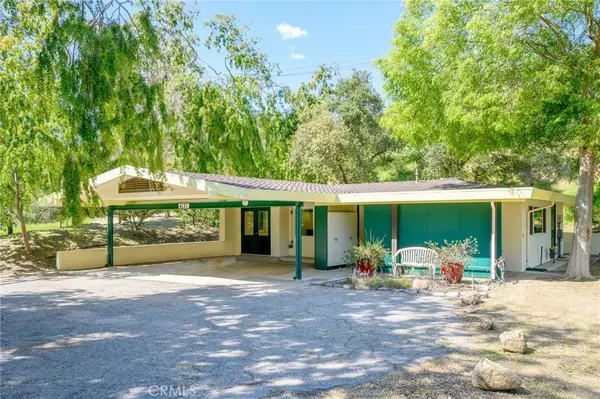 4171 Hampstead RD, La Canada Flintridge, CA 91011