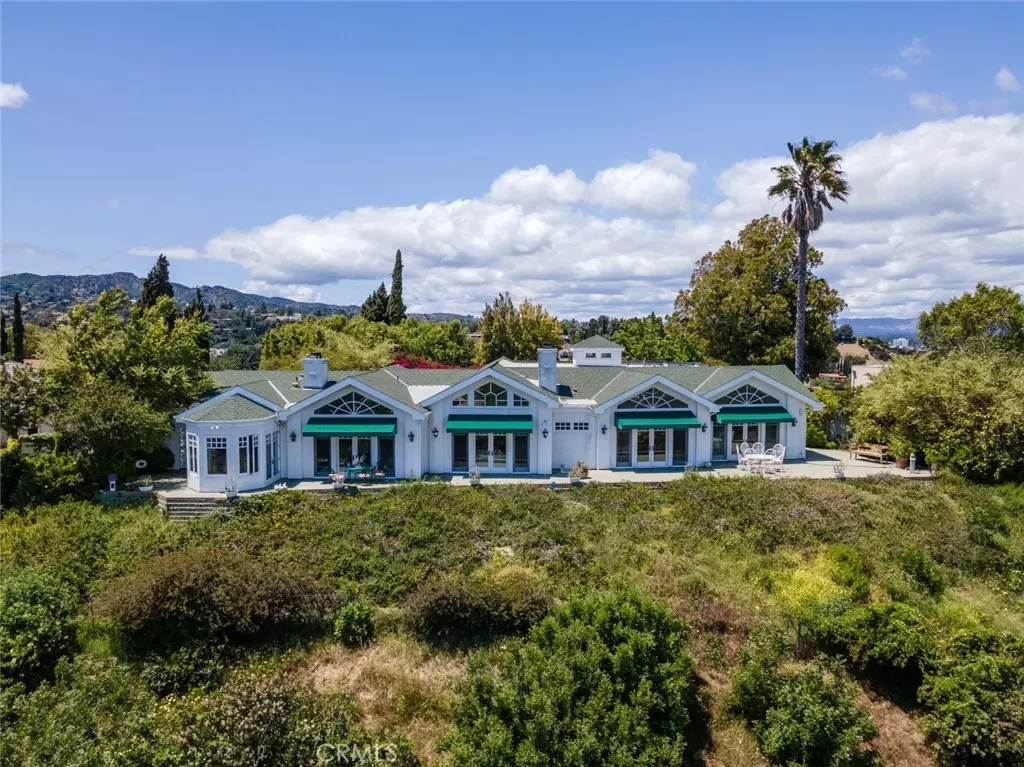 Sherman Oaks, CA 91403,15589 Briarwood DR