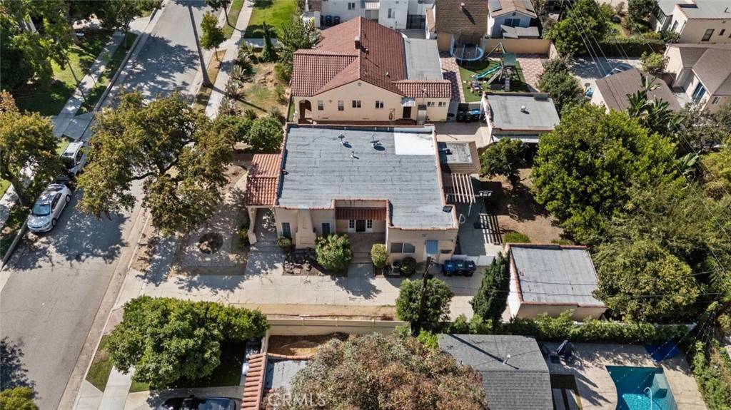 Glendale, CA 91202,1355 Idlewood RD