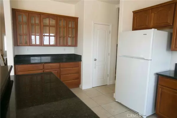 Phelan, CA 92371,12485 Barbet RD