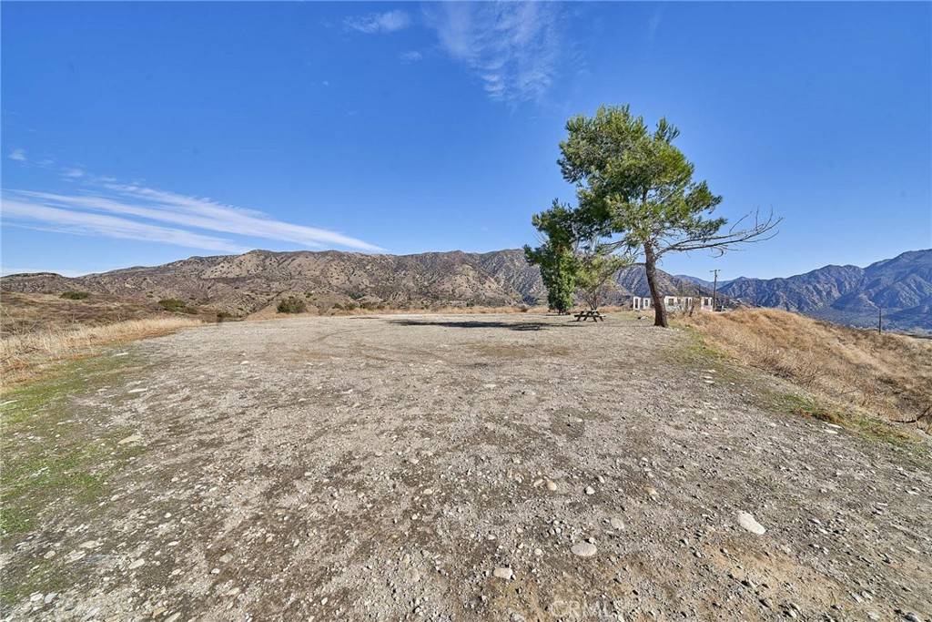 9401 Tujunga Valley ST, Sunland, CA 91040