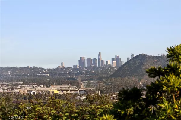 Burbank, CA 91501,1220 E Providencia AVE