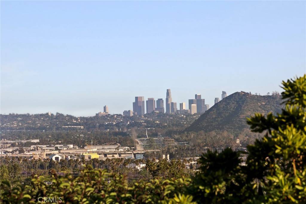 Burbank, CA 91501,1220 E Providencia AVE
