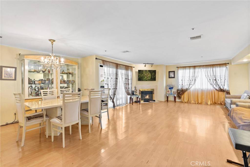 Glendale, CA 91206,1247 E Wilson AVE #12