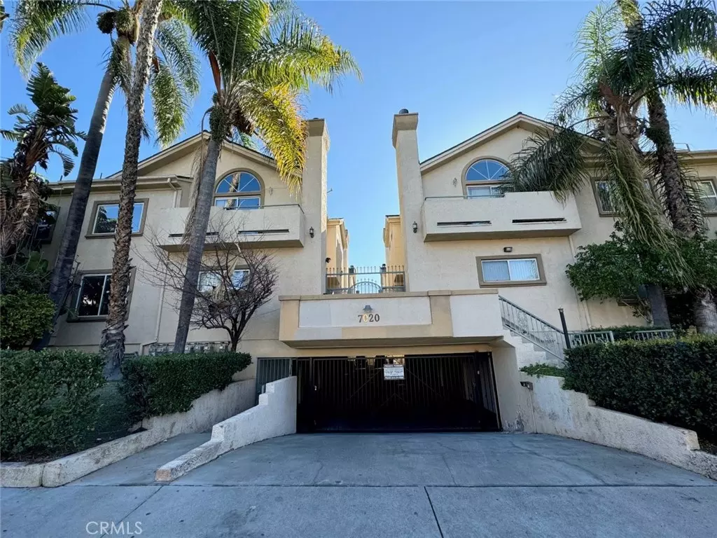Van Nuys, CA 91405,7020 Lennox AVE #2A