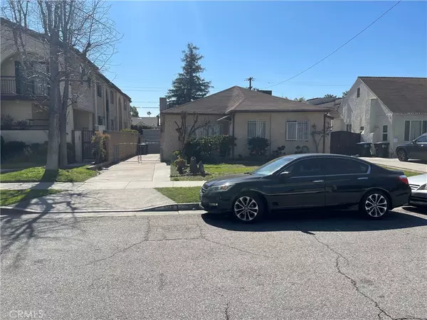 Glendale, CA 91202,588 South ST