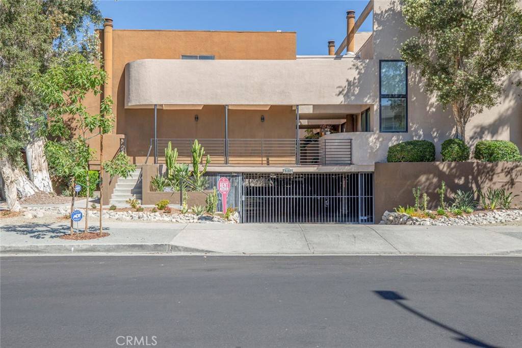5456 Hermitage AVE #8, Valley Village, CA 91607
