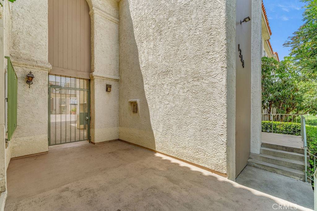Glendale, CA 91201,1344 5th ST #7