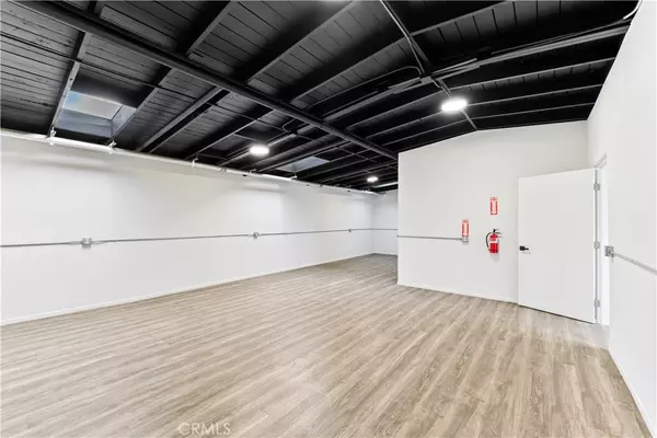 Long Beach, CA 90813,1450 Cota AVE
