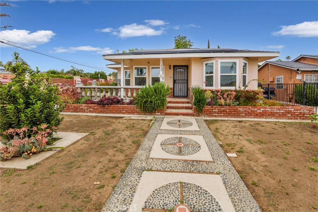 12756 Glenoaks BLVD, Sylmar, CA 91342