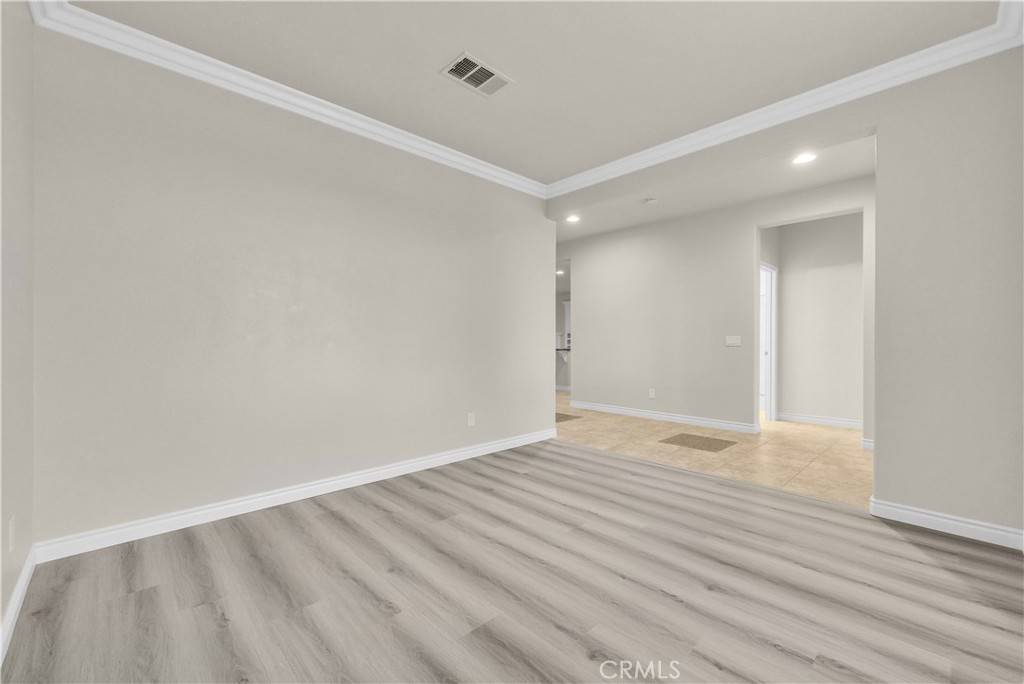 Hesperia, CA 92344,9058 Chimney Rock AVE