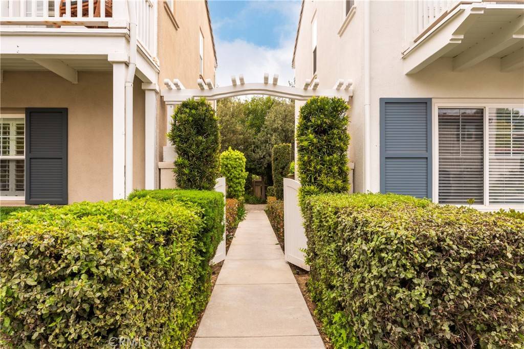 27014 Monterey AVE, Valencia, CA 91355