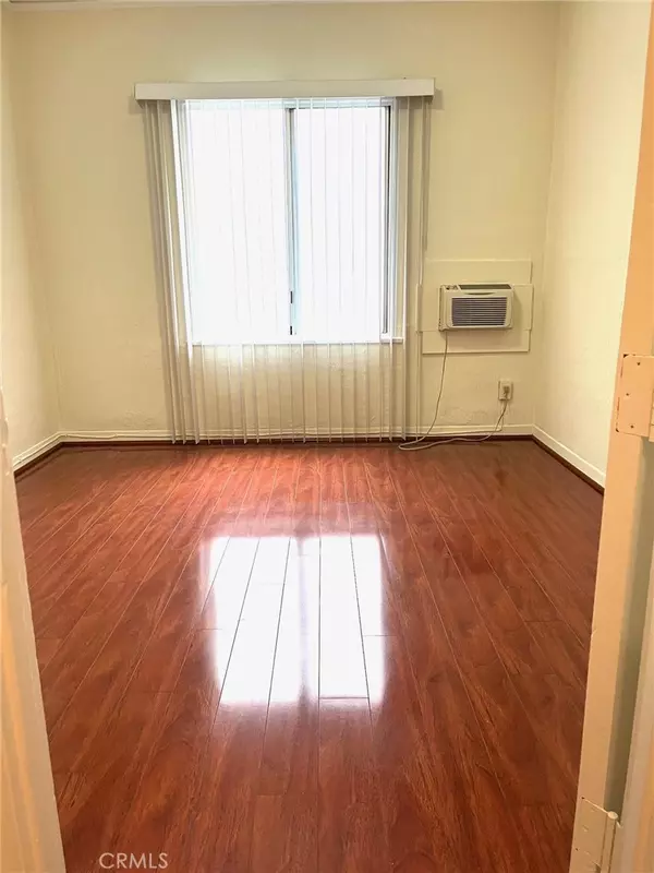 Glendale, CA 91205,704 Granada ST