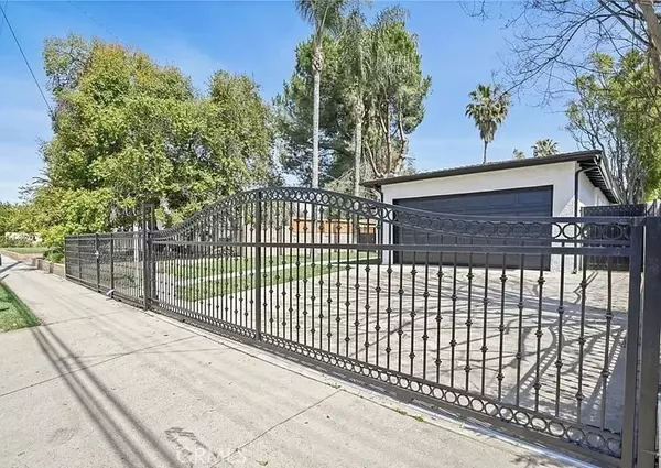 North Hills, CA 91343,8814 Haskell Ave