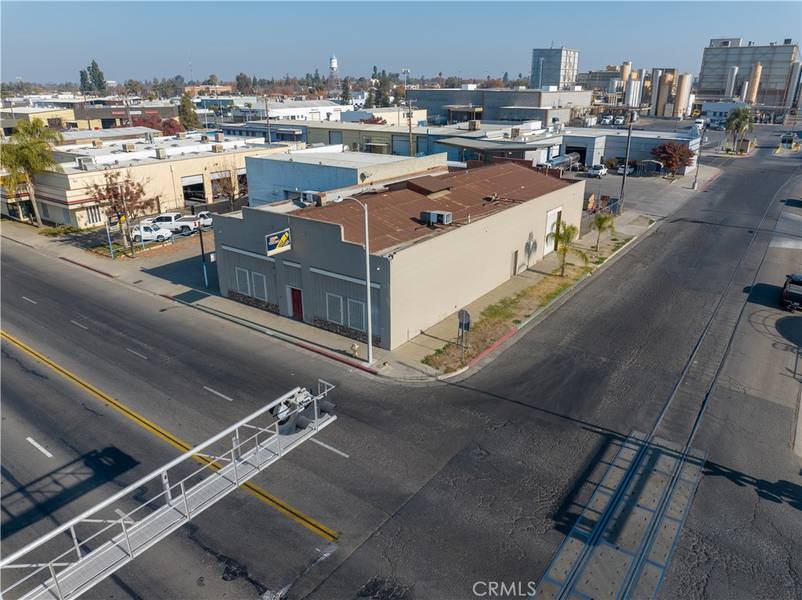460 S K ST, Tulare, CA 93274