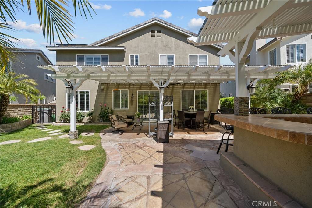 Valencia, CA 91354,28456 Calex DR
