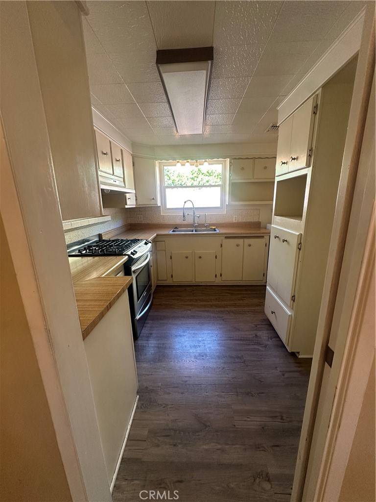 Sunland, CA 91040,7918 Kyle ST