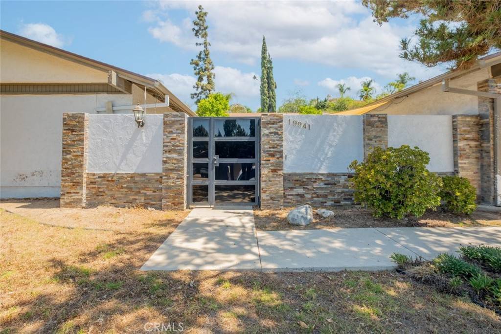 Chatsworth, CA 91311,19941 Hiawatha ST