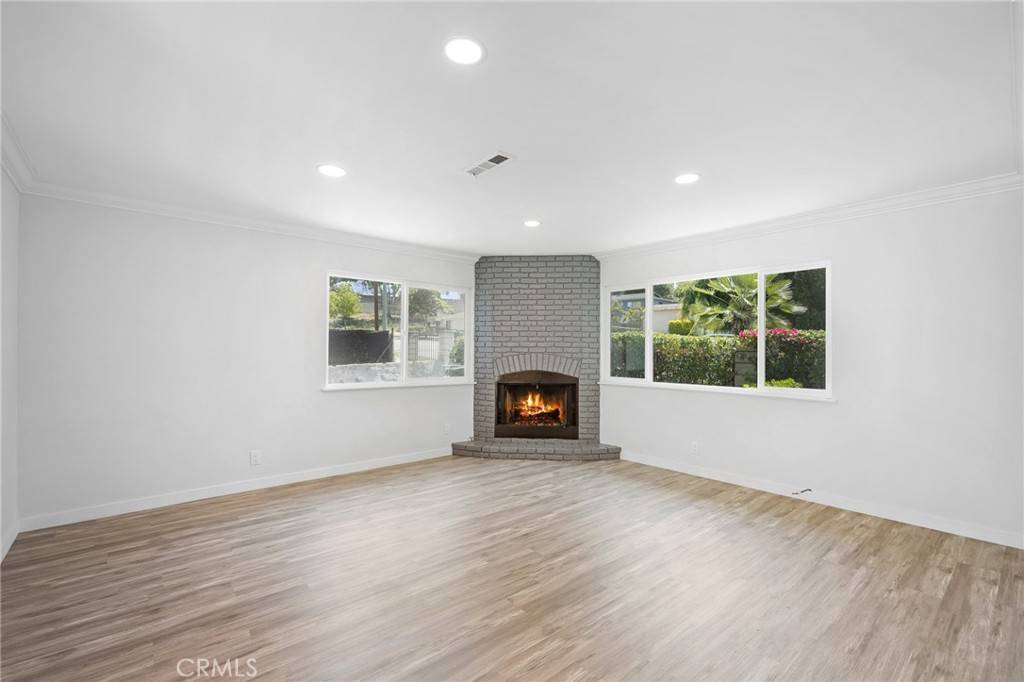 Pasadena, CA 91103,575 Winona WAY