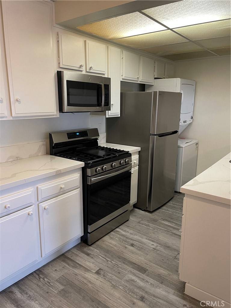 Glendale, CA 91205,444 Piedmont #306