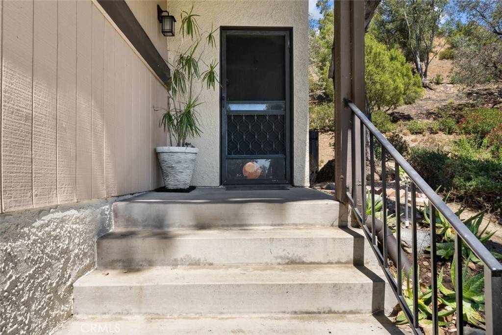 Sun Valley, CA 91352,10831 Roycroft ST #8